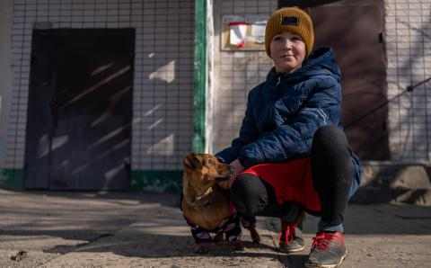 Ukrainske Andrii med hund